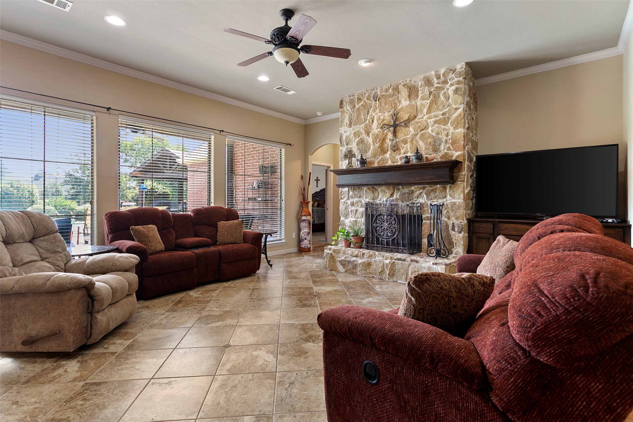 125 Silver Rose Boulevard Burleson TX 76028