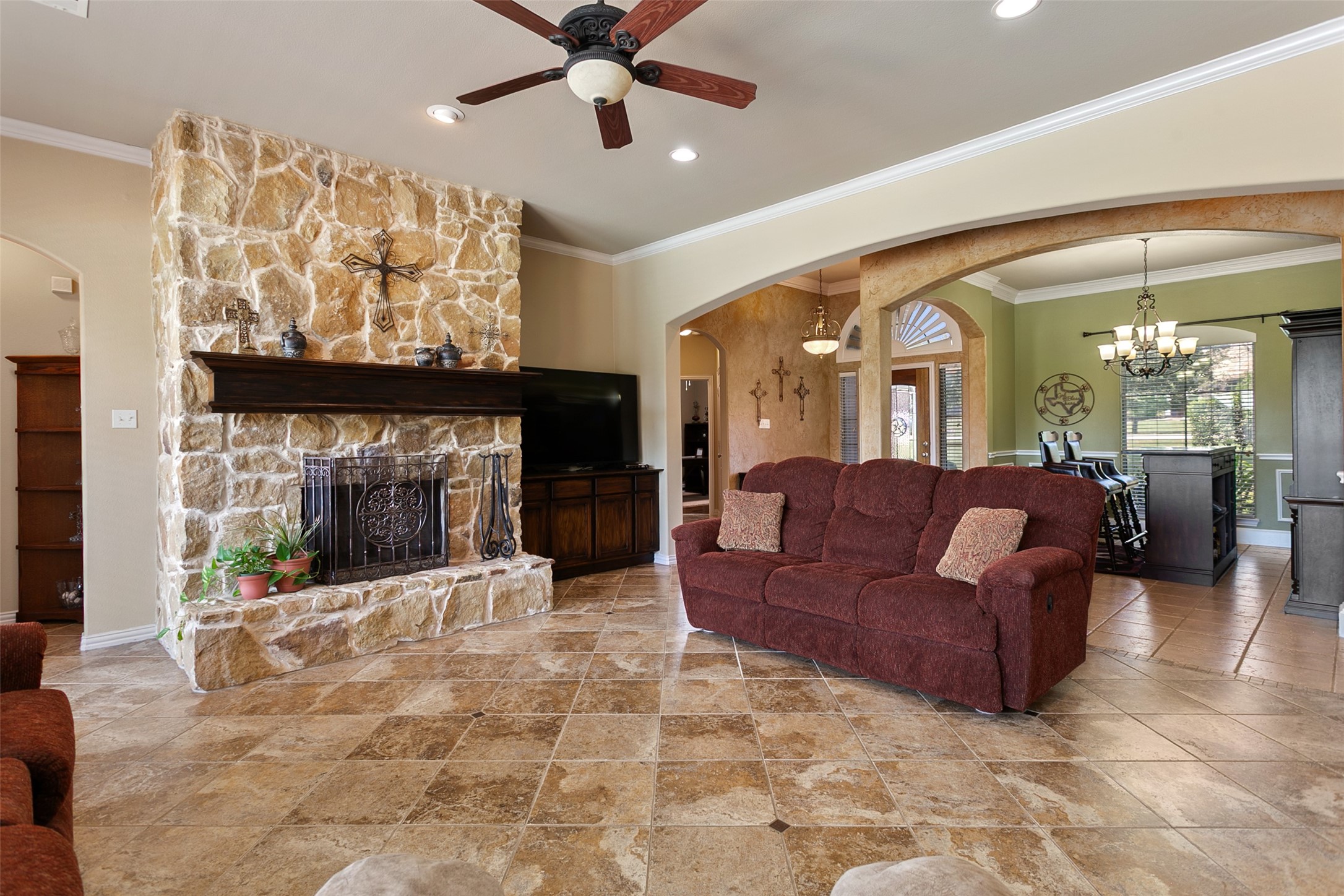 125 Silver Rose Boulevard Burleson TX 76028