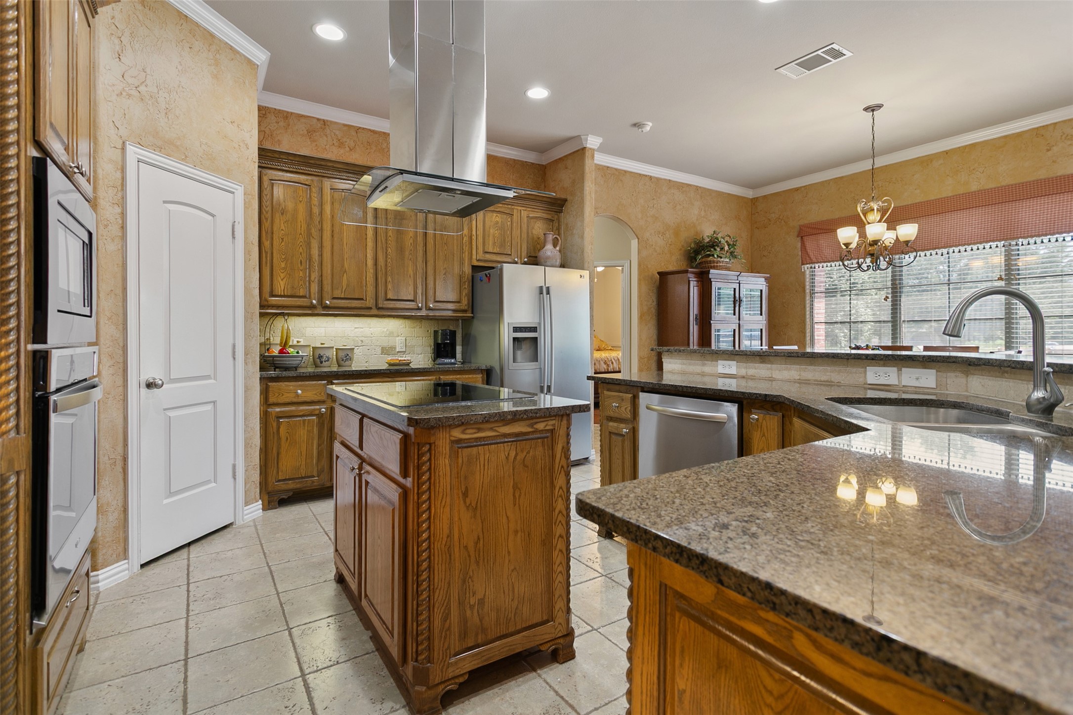 125 Silver Rose Boulevard Burleson TX 76028