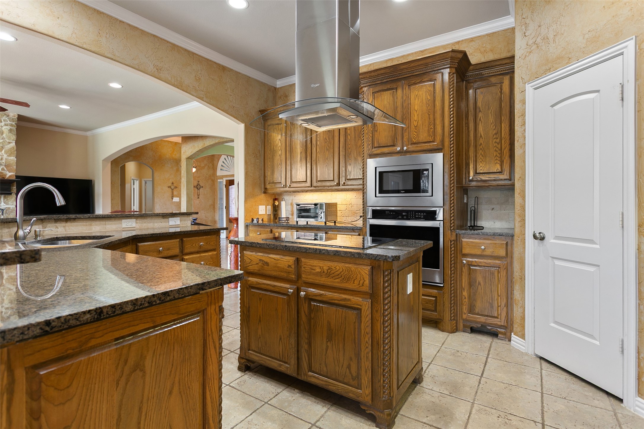 125 Silver Rose Boulevard Burleson TX 76028