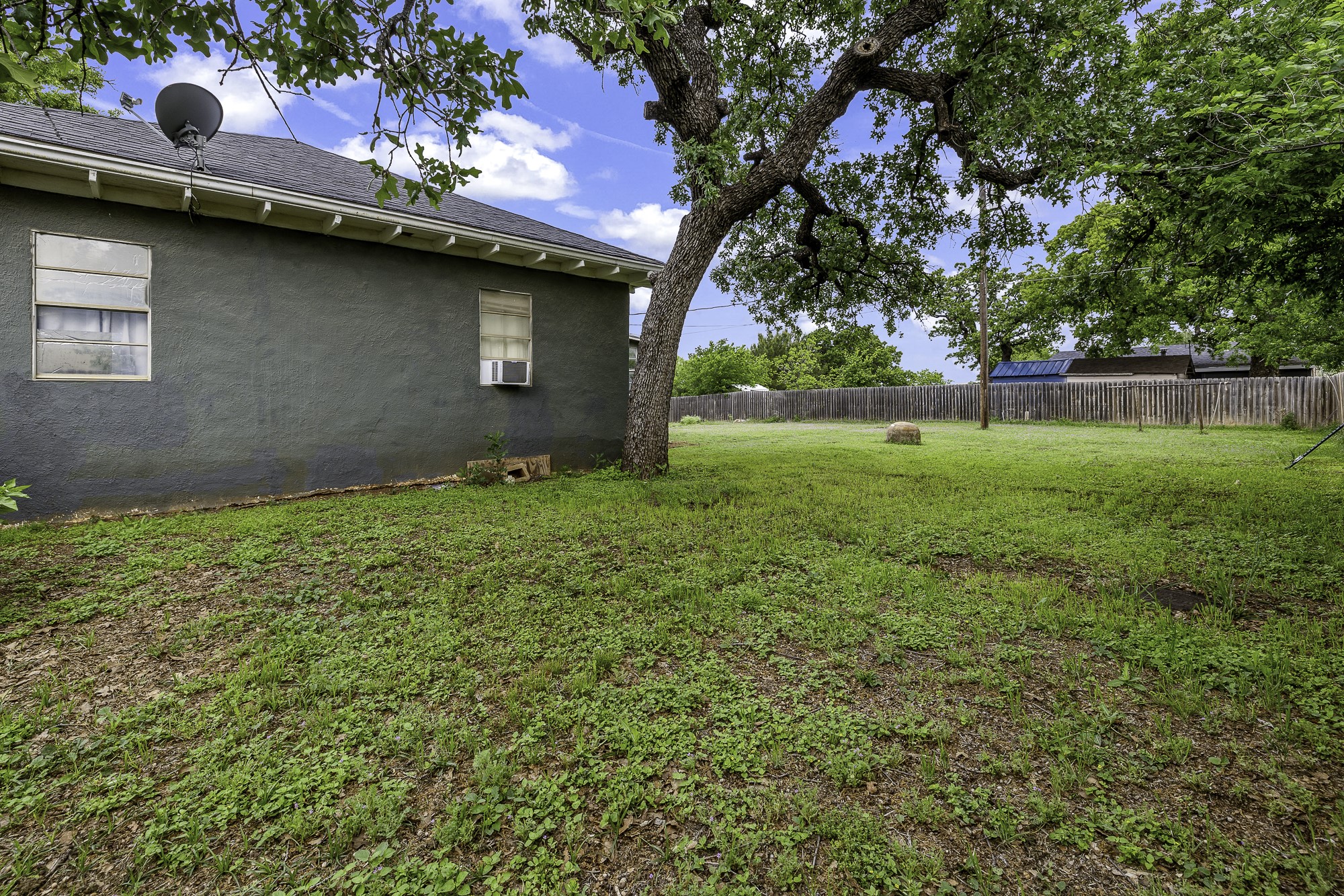 506 W 2nd Street Cisco TX 76437