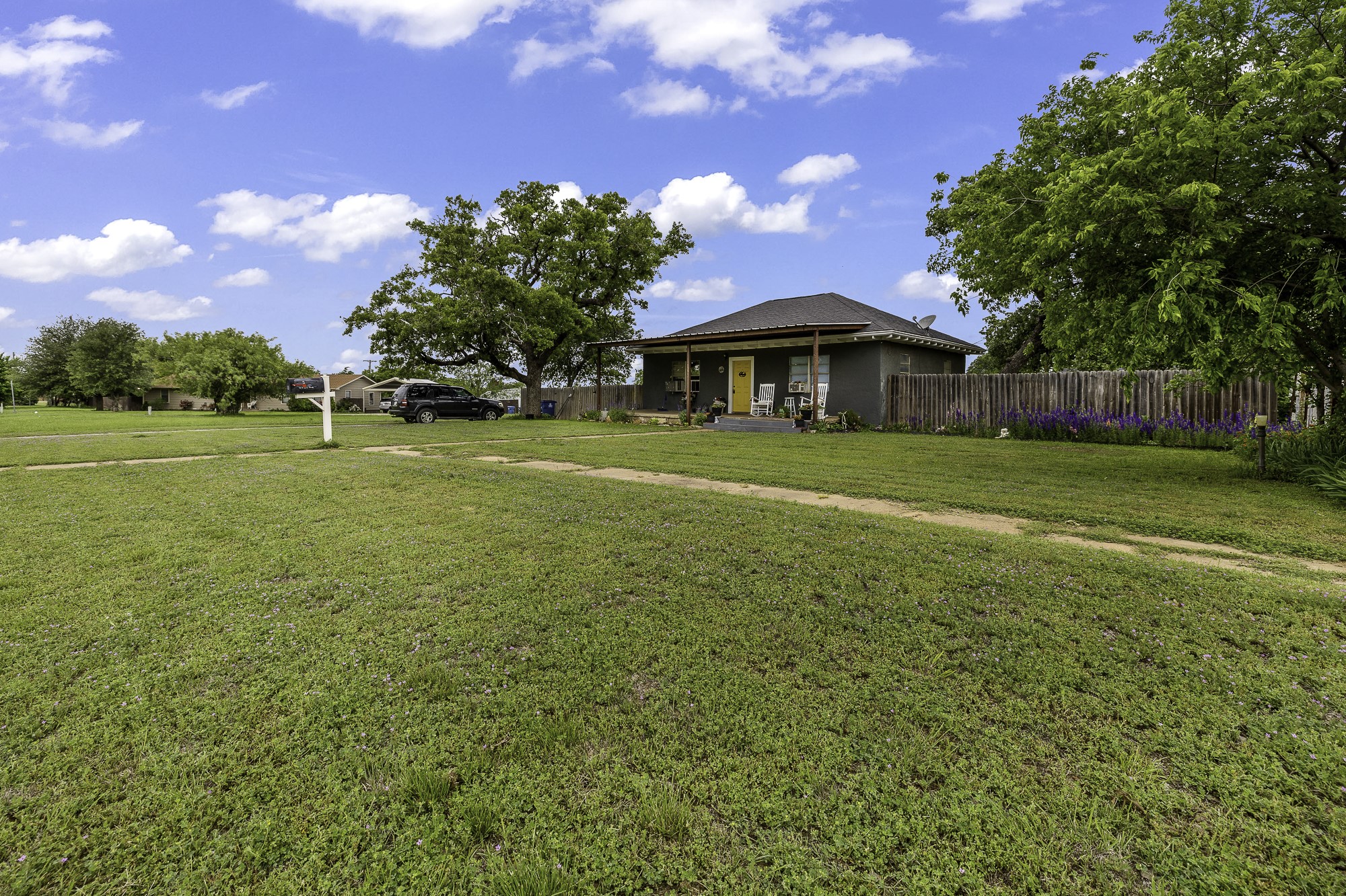 506 W 2nd Street Cisco TX 76437
