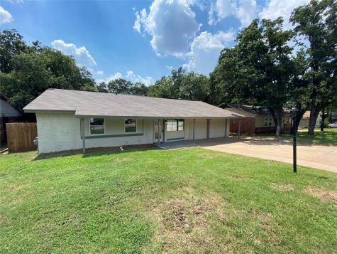 1812 Warren Lane Fort Worth TX 76112