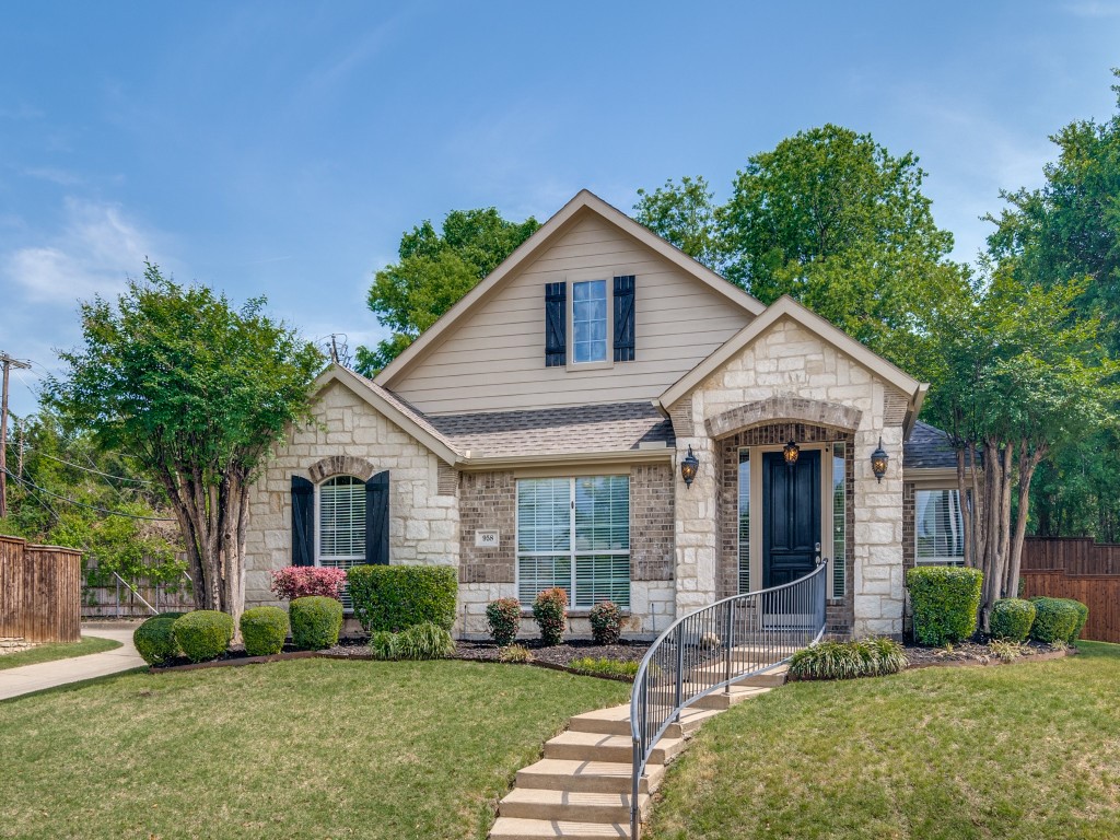 958 Briar Oaks Drive Rockwall TX 75087