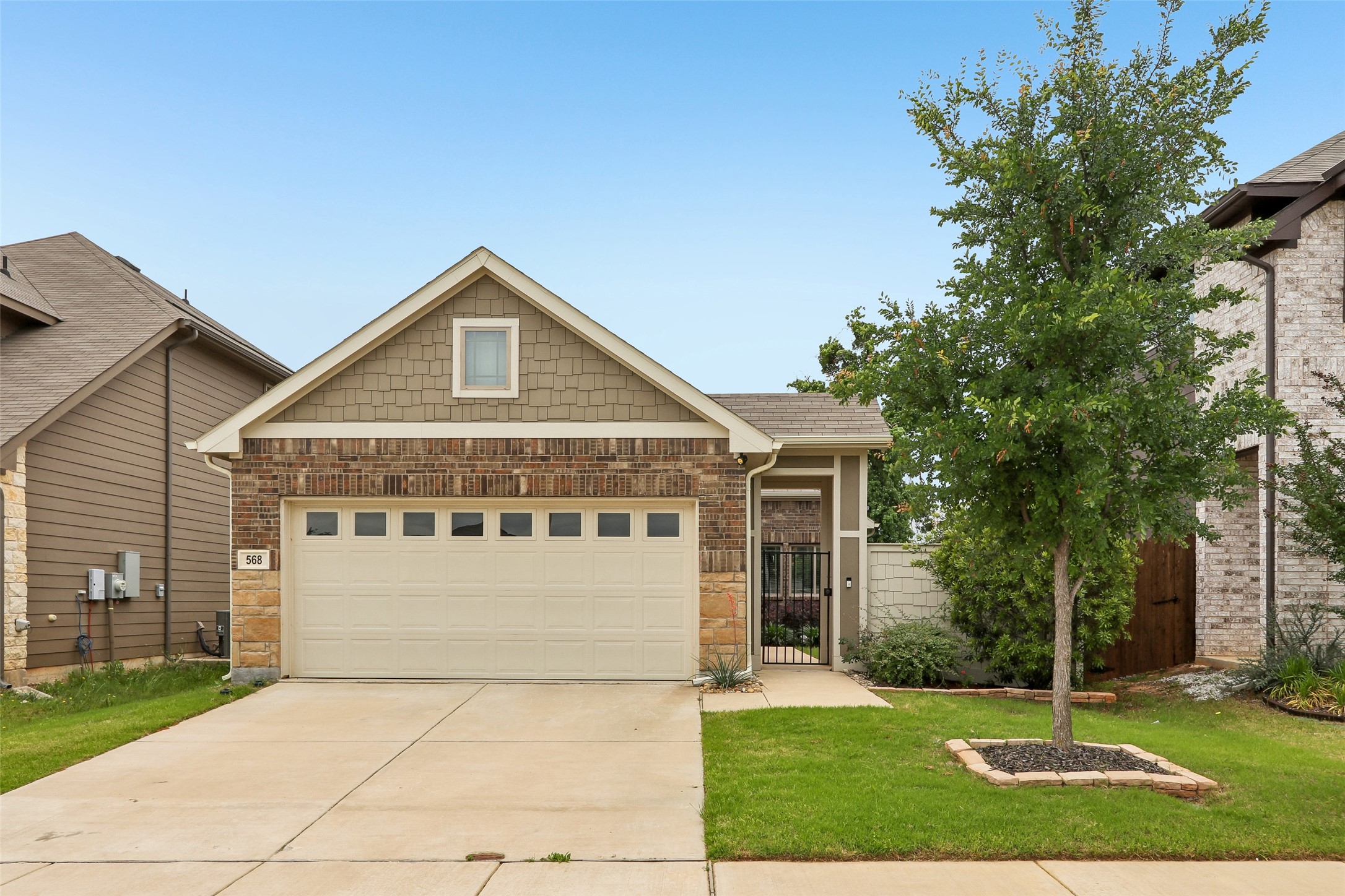 568 Val Verde Street Aubrey TX 76227