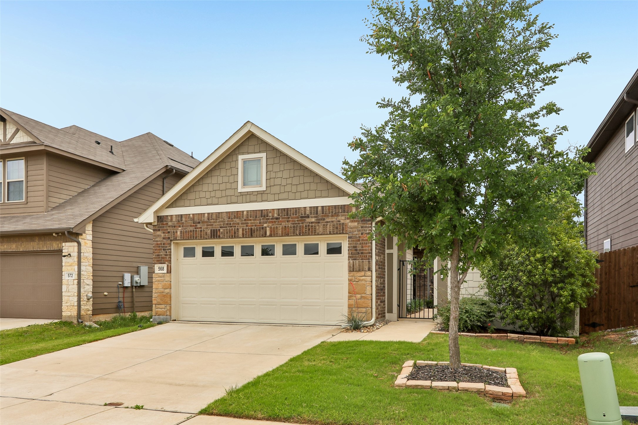 568 Val Verde Street Aubrey TX 76227