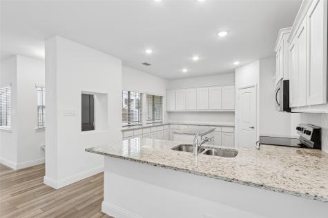 568 Val Verde Street Aubrey TX 76227