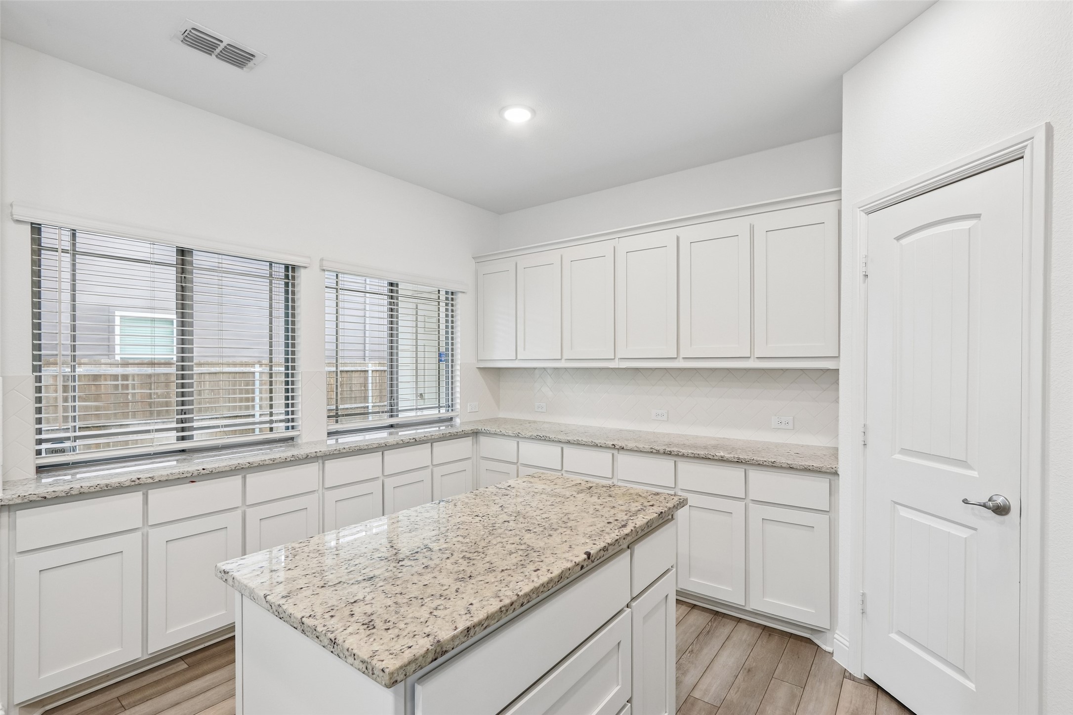 568 Val Verde Street Aubrey TX 76227