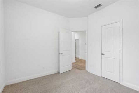 568 Val Verde Street Aubrey TX 76227