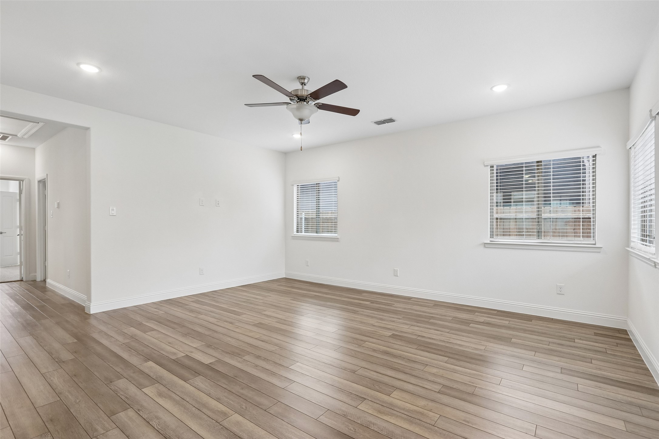 568 Val Verde Street Aubrey TX 76227