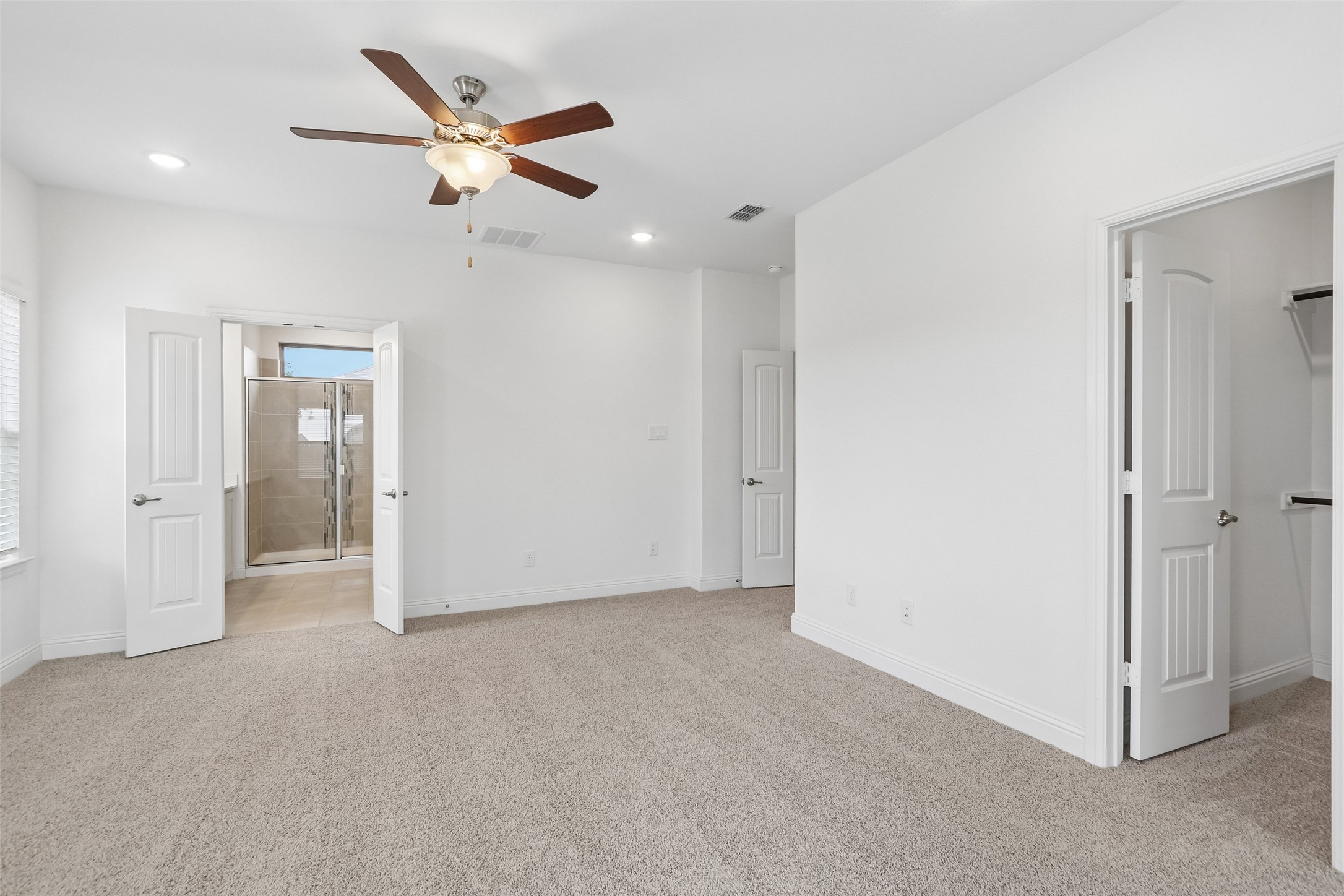 568 Val Verde Street Aubrey TX 76227