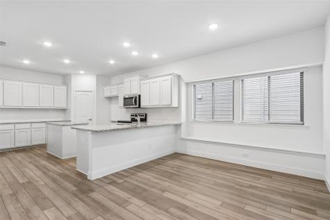 568 Val Verde Street Aubrey TX 76227