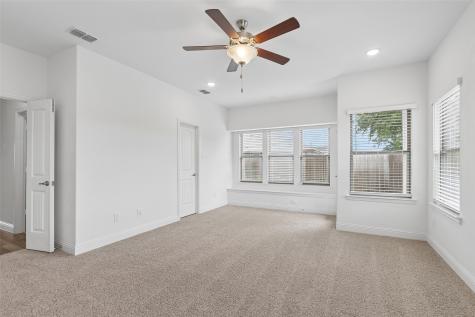 568 Val Verde Street Aubrey TX 76227
