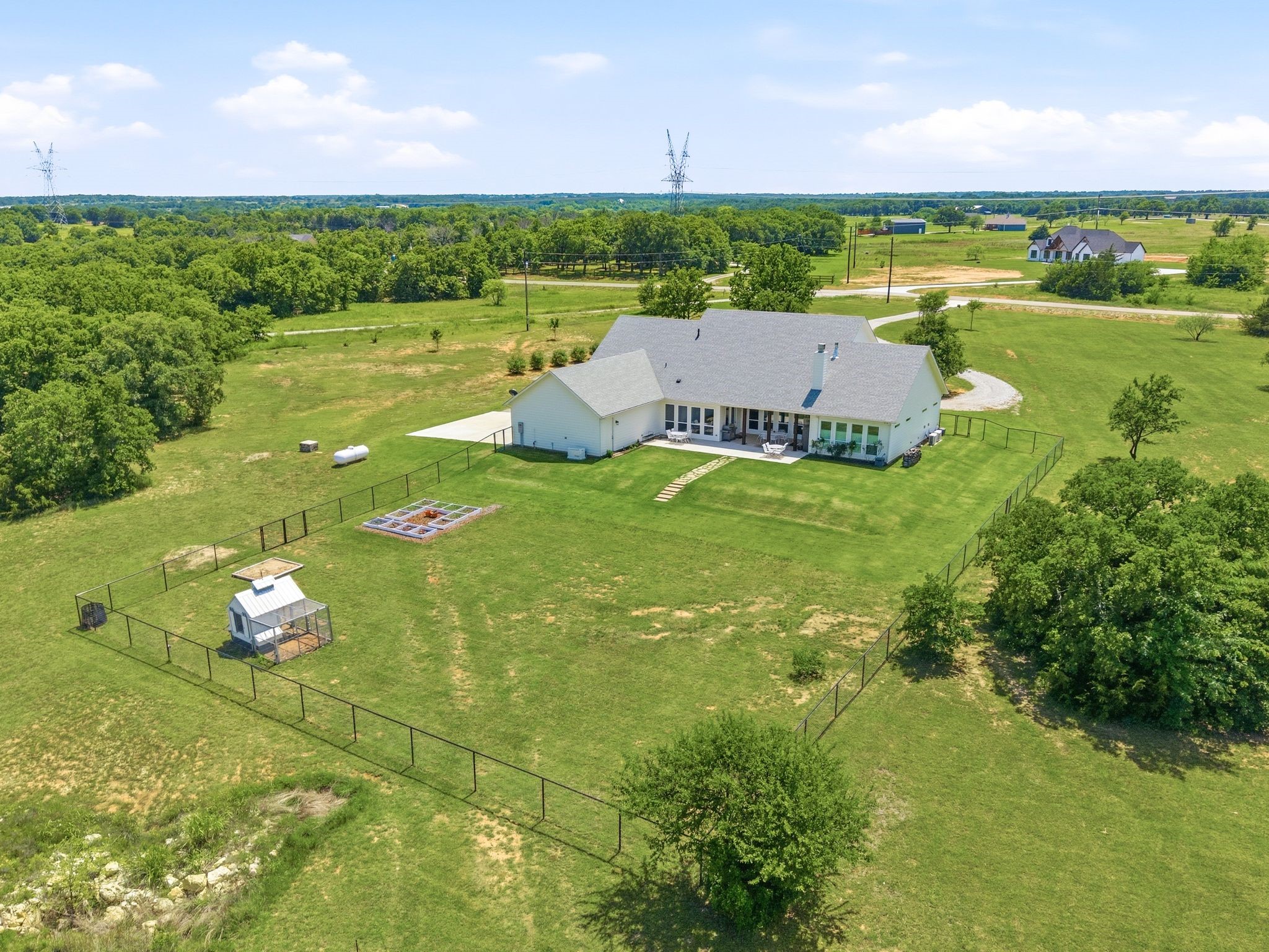 109 Bear Cat Court Alvord TX 76225