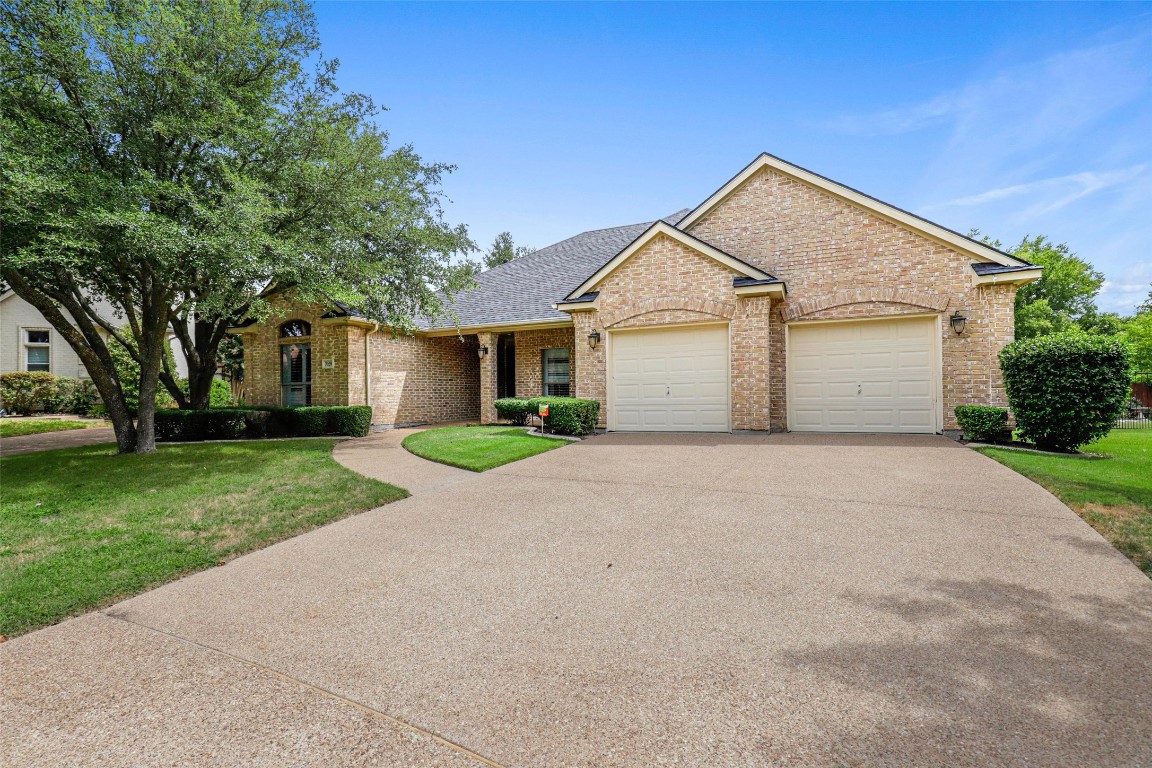 7029 Brierhollow Court Fort Worth TX 76132