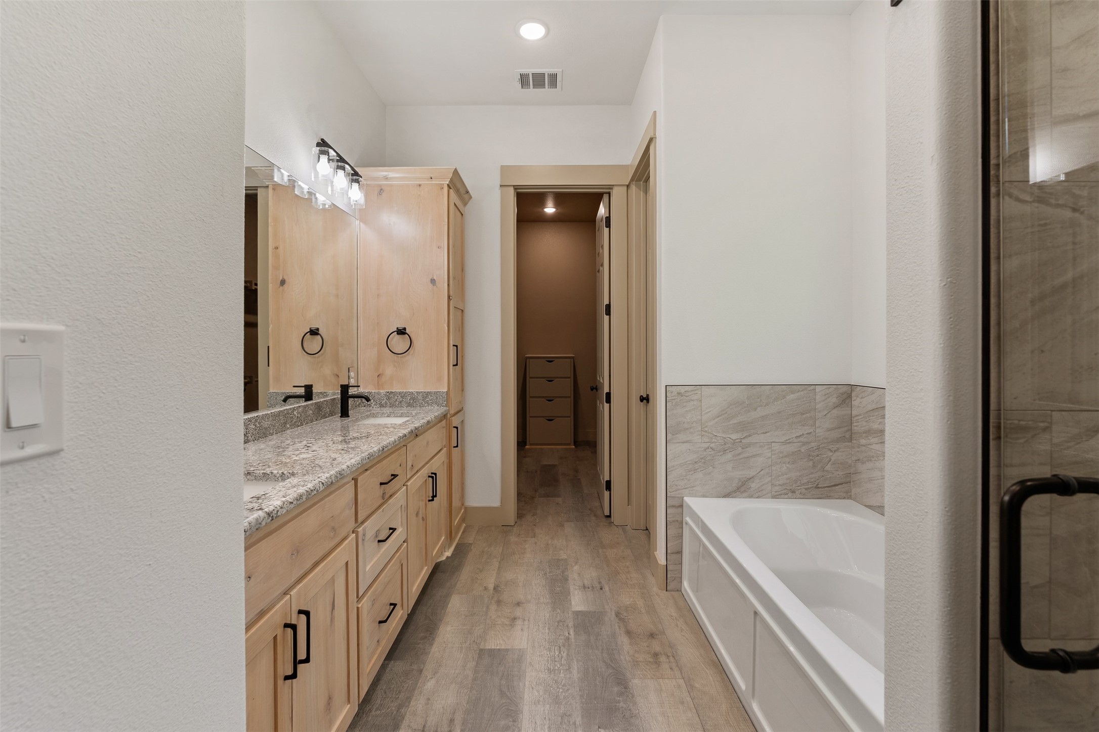 30 Rainbow Drive Star Harbor TX 75148