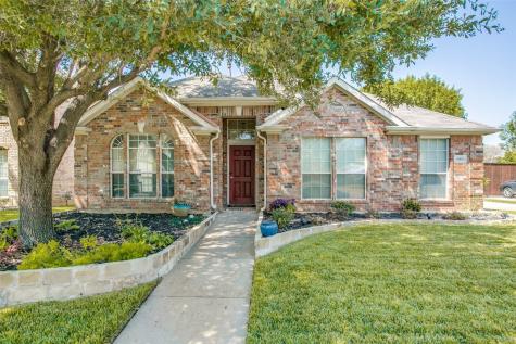 3909 Lochridge Court North Richland Hills TX 76180