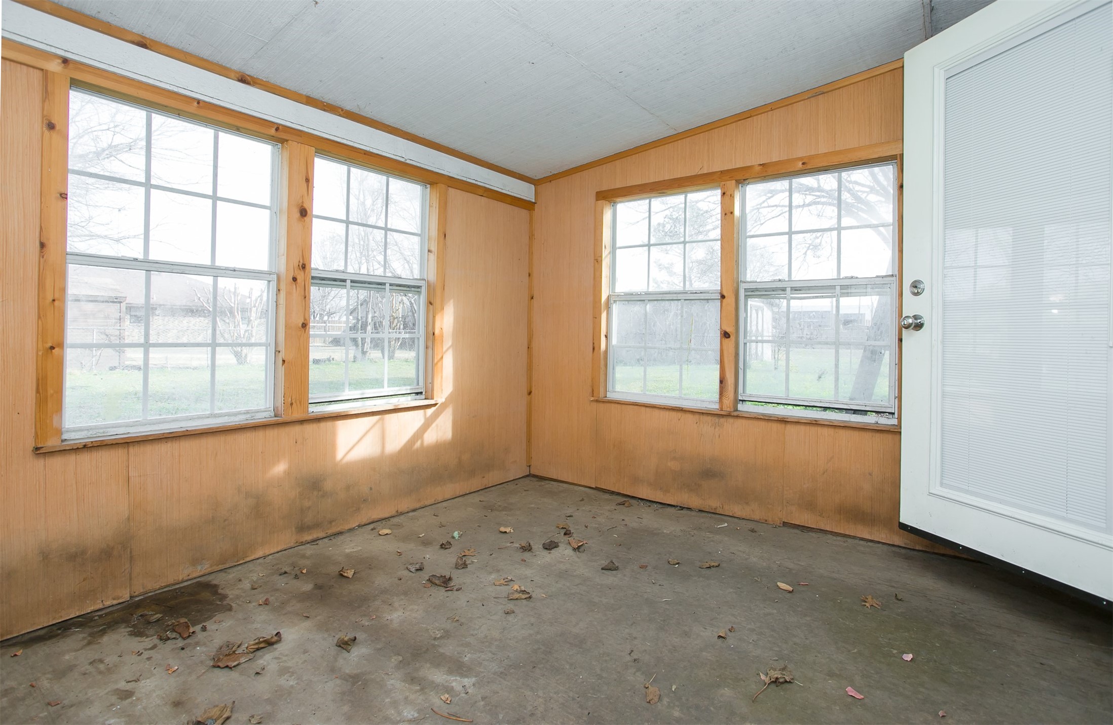 308 E Cottonwood Street Leonard TX 75452