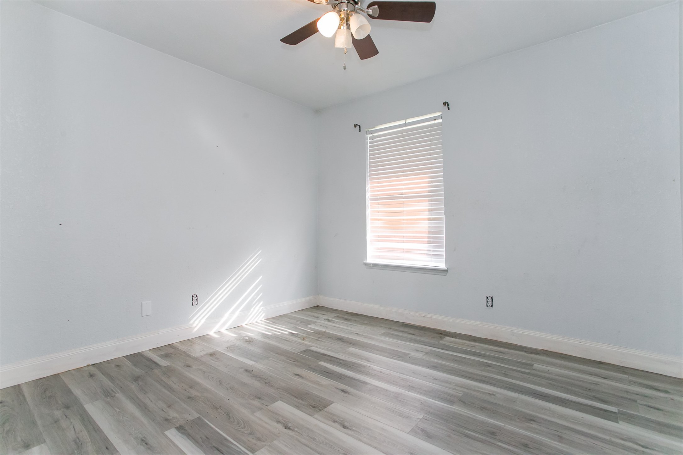 308 E Cottonwood Street Leonard TX 75452