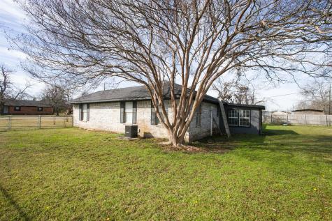308 E Cottonwood Street Leonard TX 75452