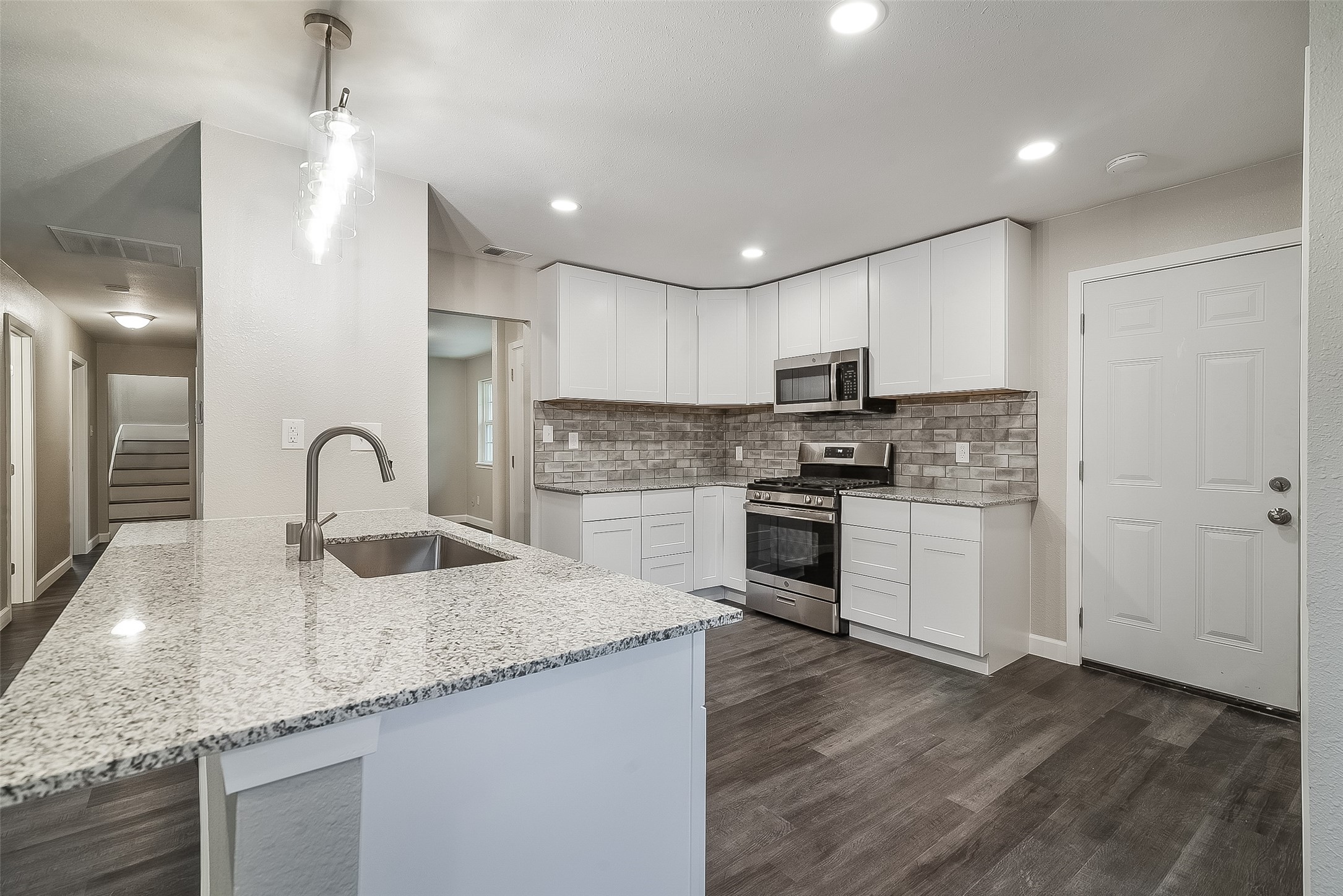 813 S Valentine Drive Sherman TX 75090
