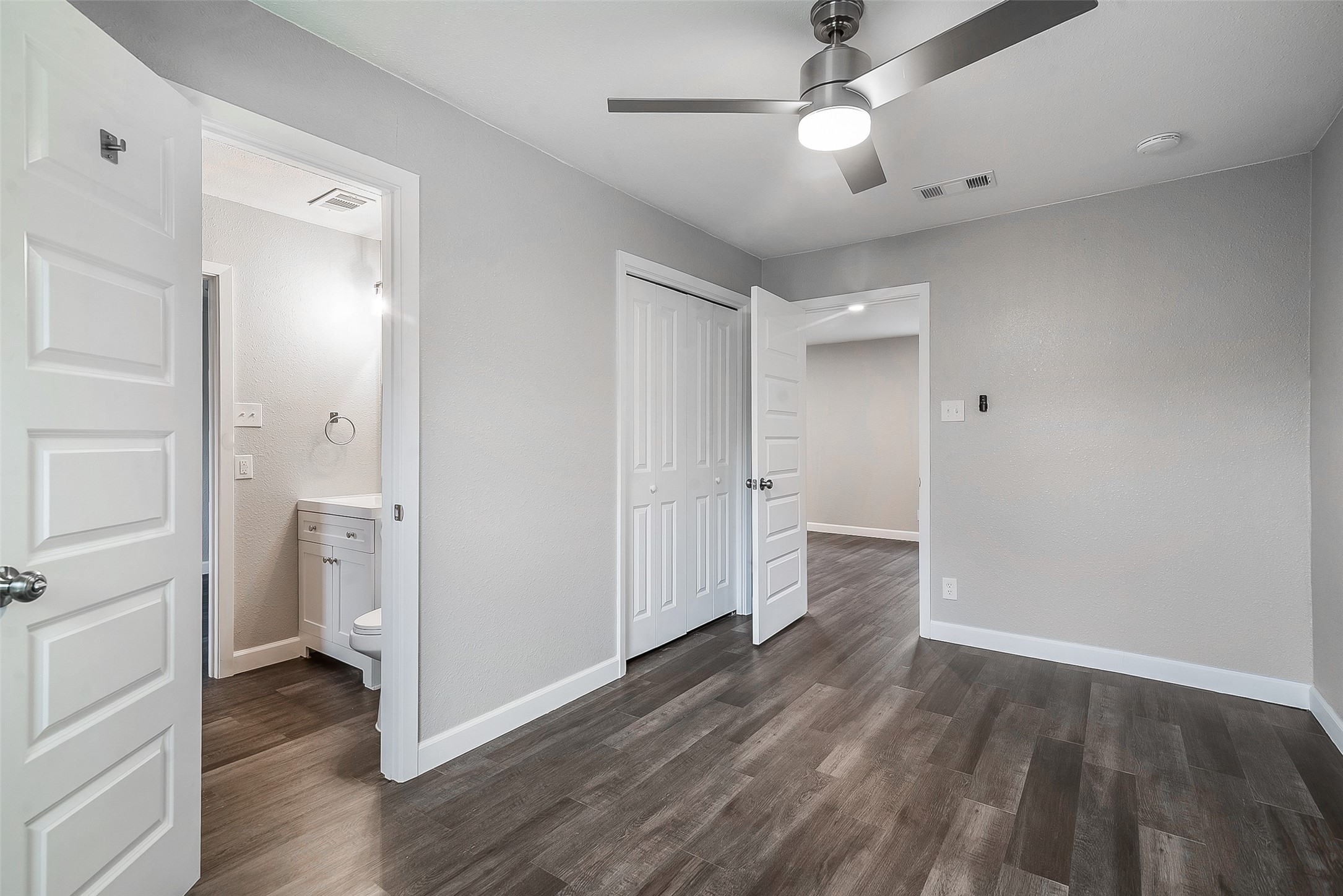 813 S Valentine Drive Sherman TX 75090