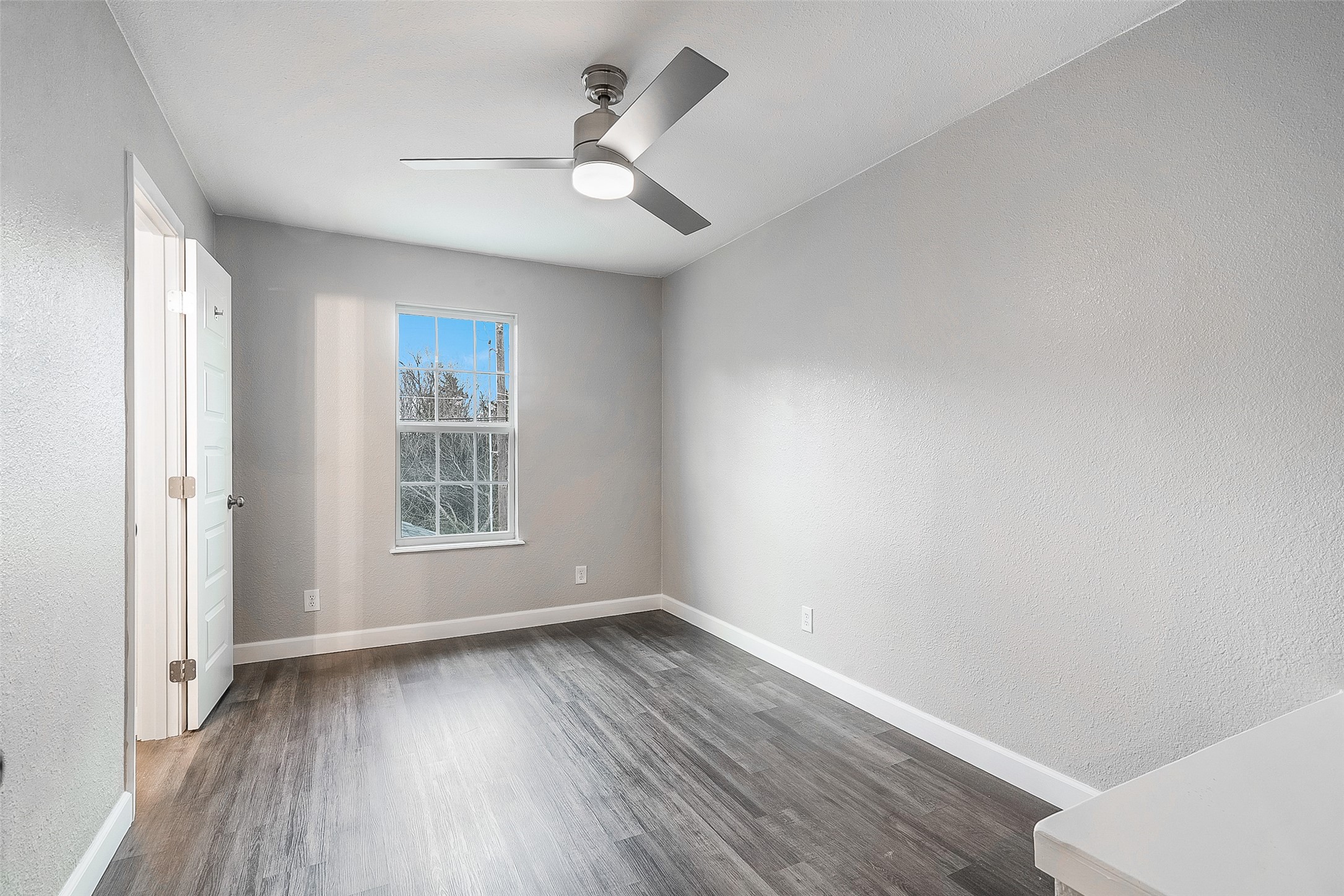 813 S Valentine Drive Sherman TX 75090