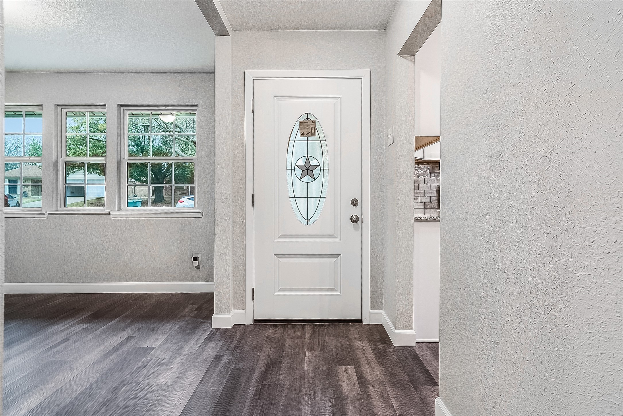 813 S Valentine Drive Sherman TX 75090