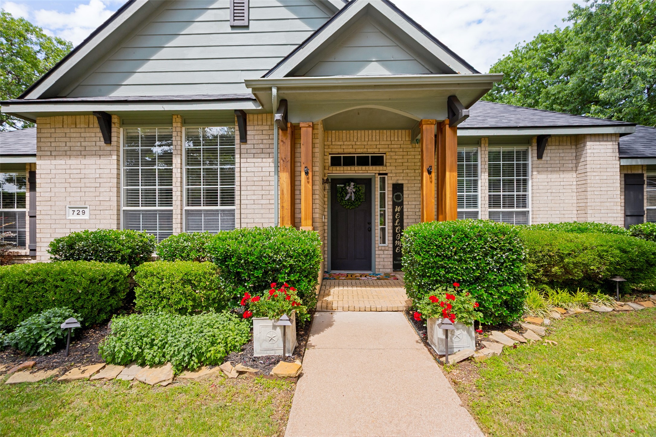 729 Big Horn Trail Crowley TX 76036