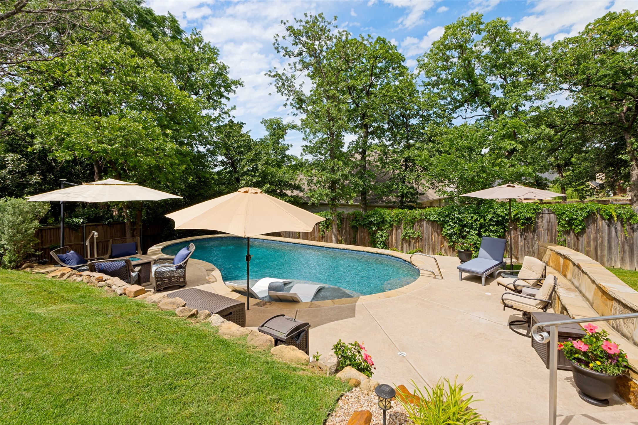 729 Big Horn Trail Crowley TX 76036