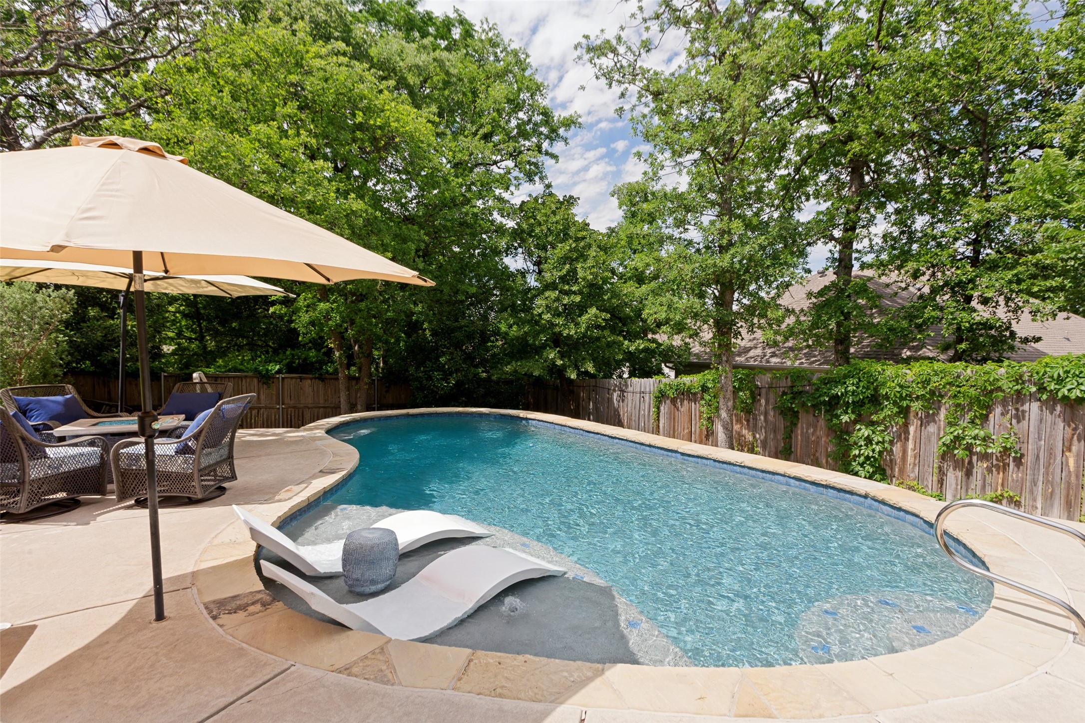 729 Big Horn Trail Crowley TX 76036