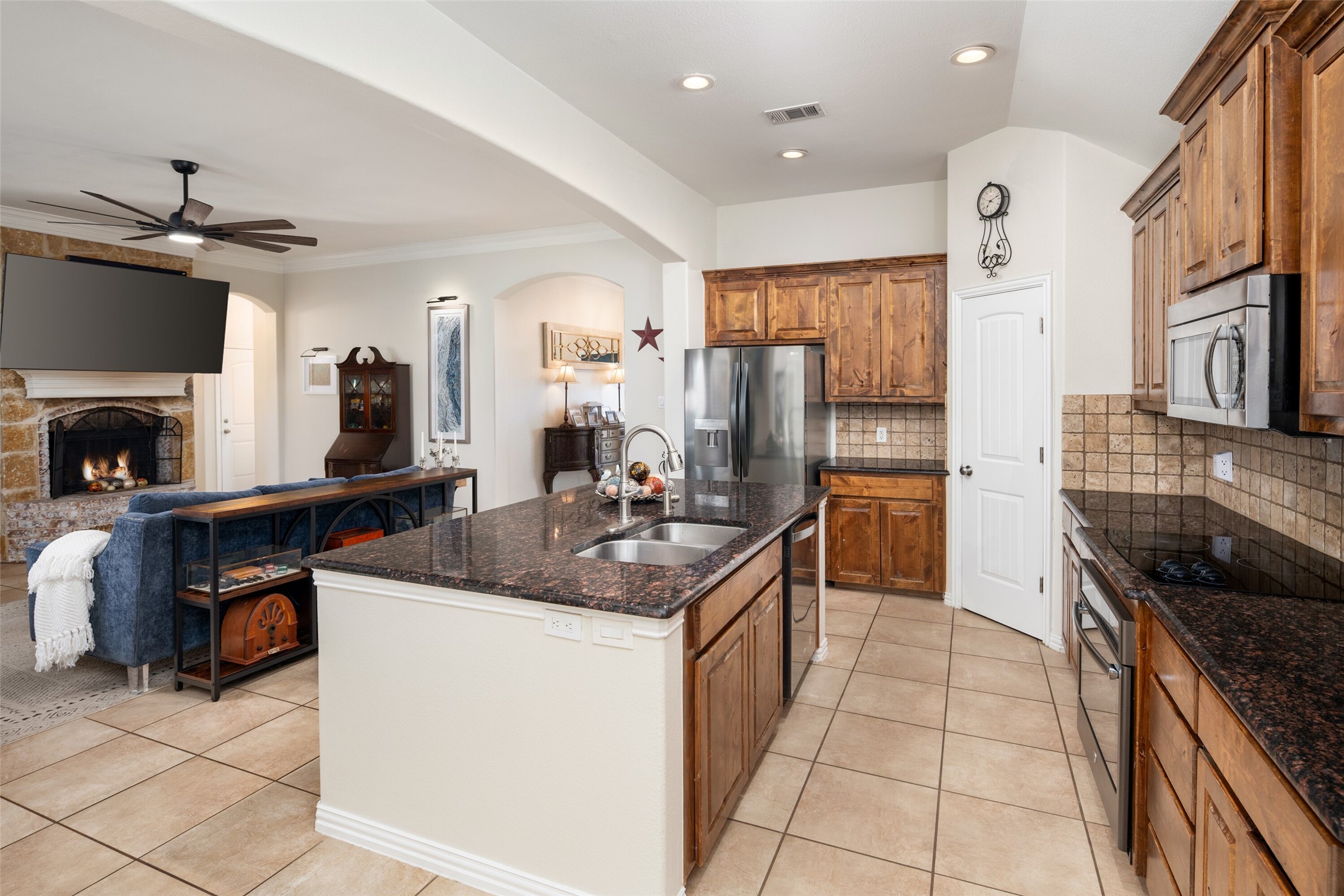 634 Half Moon Way Runaway Bay TX 76426
