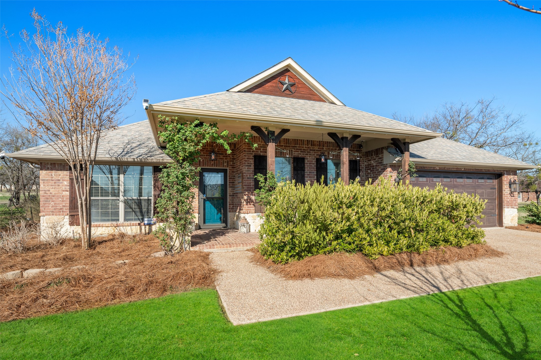 634 Half Moon Way Runaway Bay TX 76426