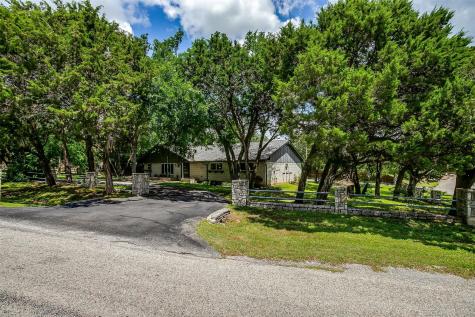 2107 Boca Vista Drive Granbury TX 76048