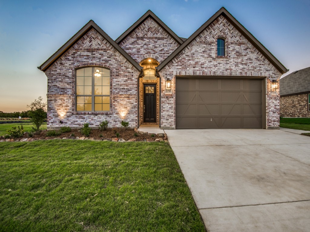 139 Lakeview Circle Pilot Point TX 76258