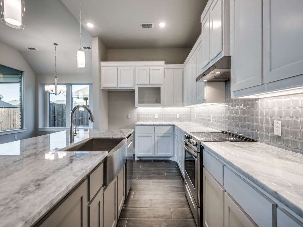 139 Lakeview Circle Pilot Point TX 76258