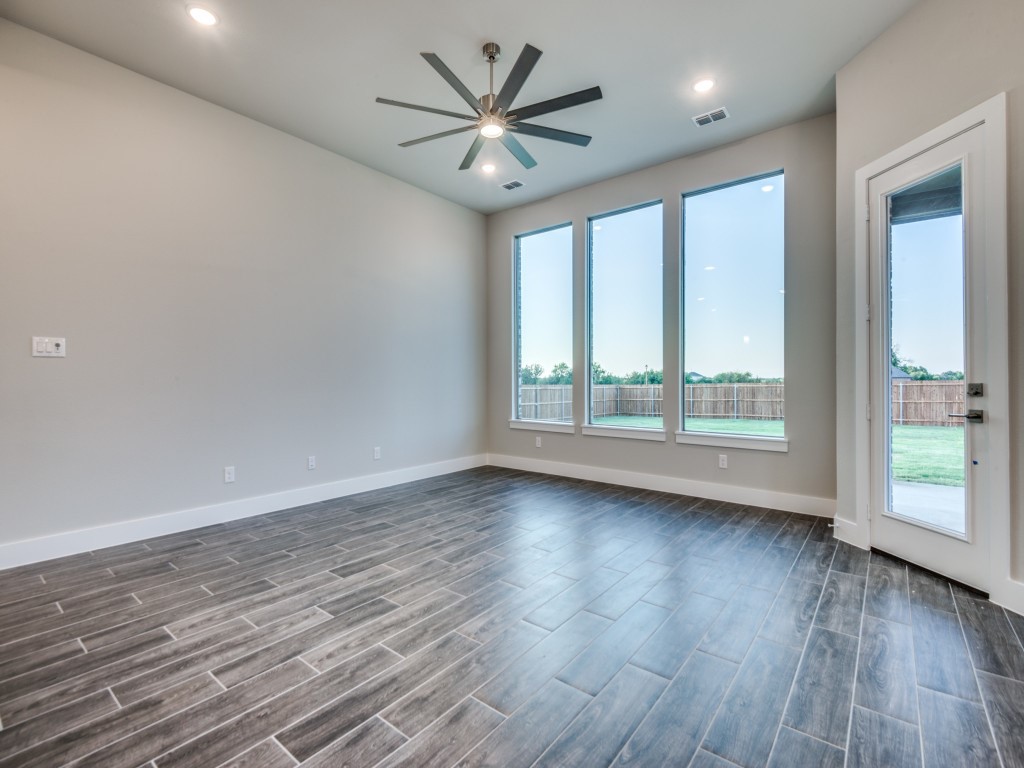 139 Lakeview Circle Pilot Point TX 76258