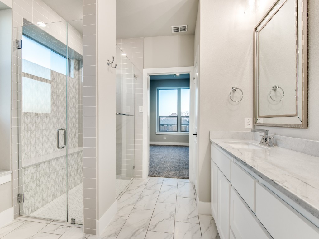 139 Lakeview Circle Pilot Point TX 76258