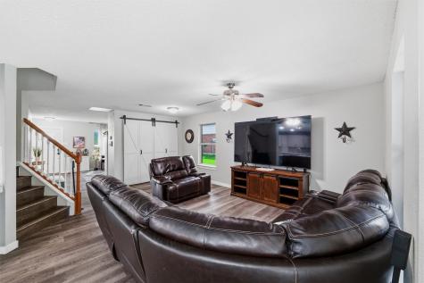 105 Vivian Drive Waxahachie TX 75165