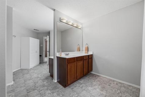 105 Vivian Drive Waxahachie TX 75165