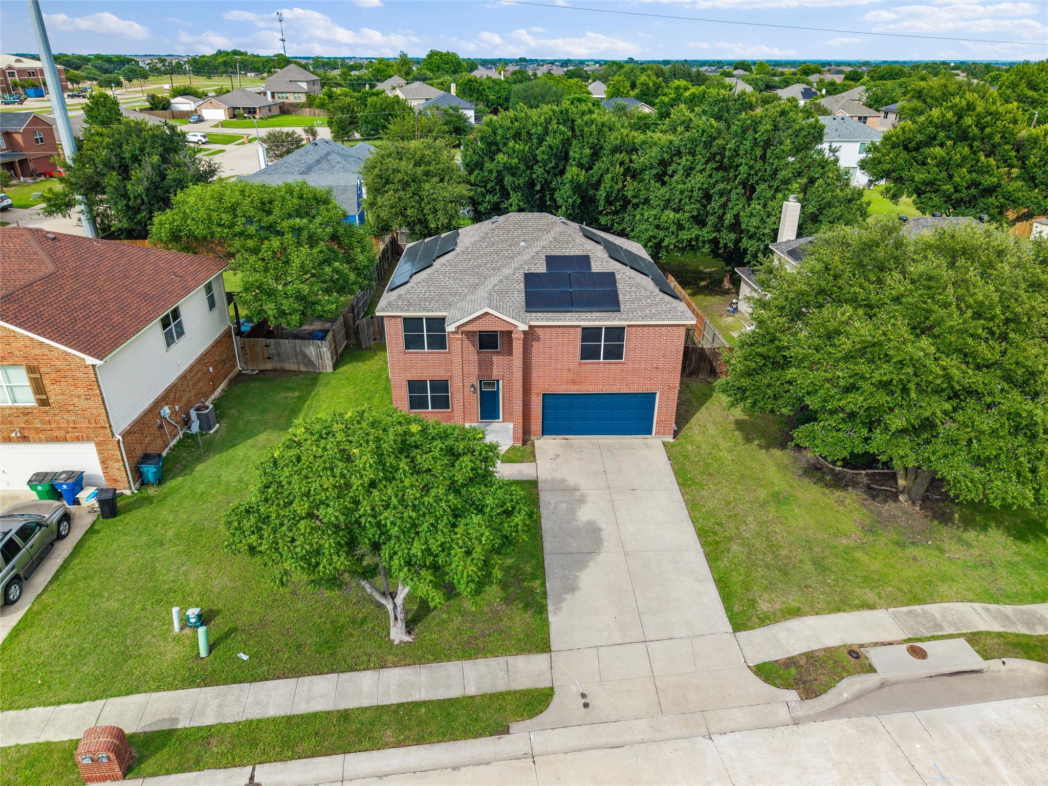 105 Vivian Drive Waxahachie TX 75165