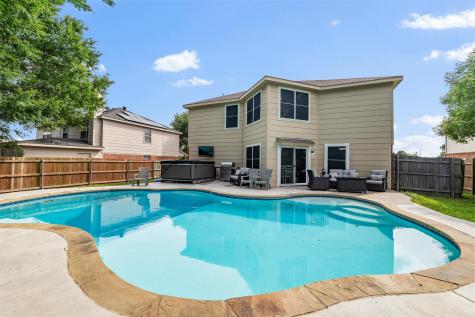 105 Vivian Drive Waxahachie TX 75165