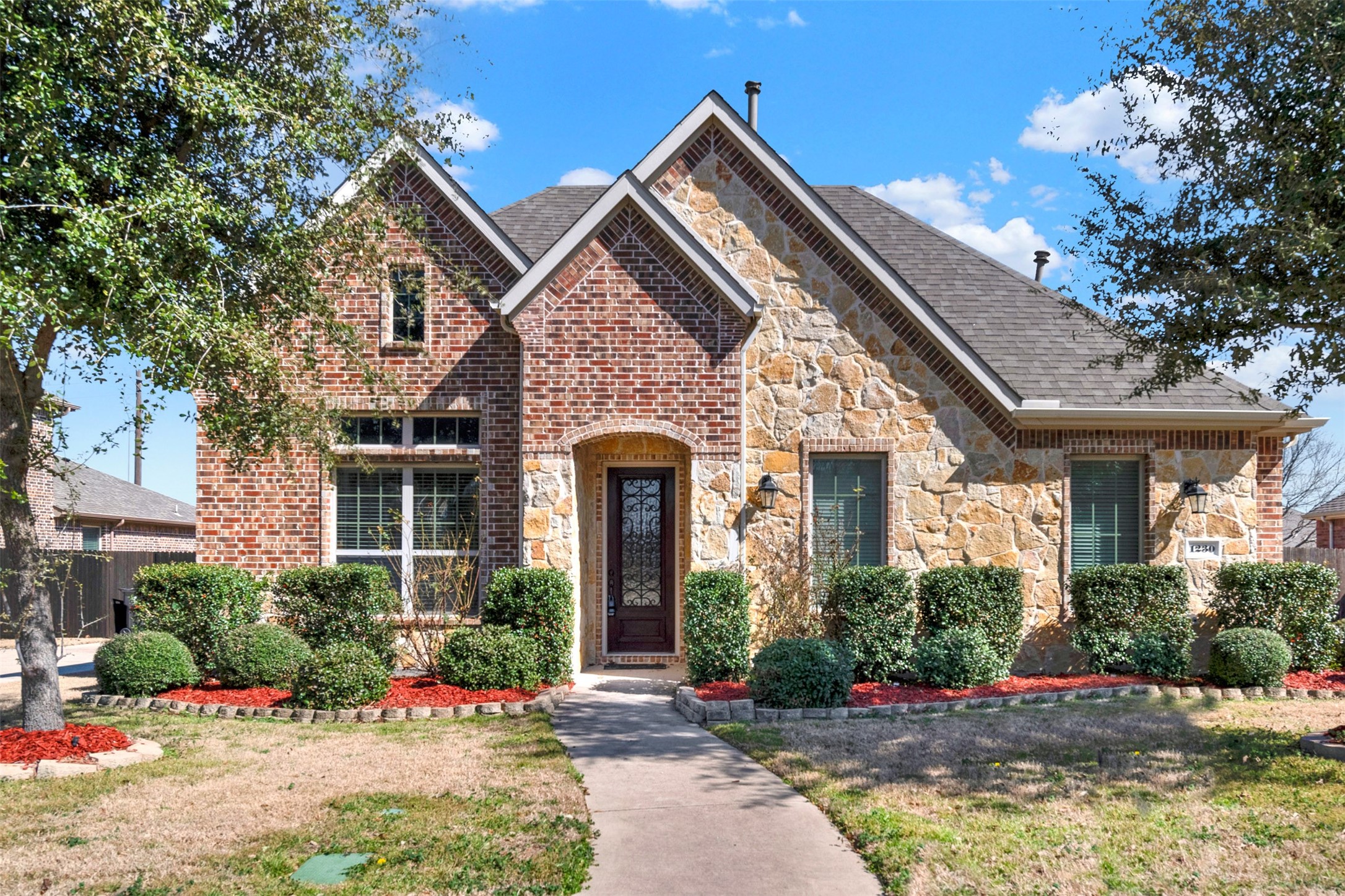 1230 Oak Hill Lane Murphy TX 75094