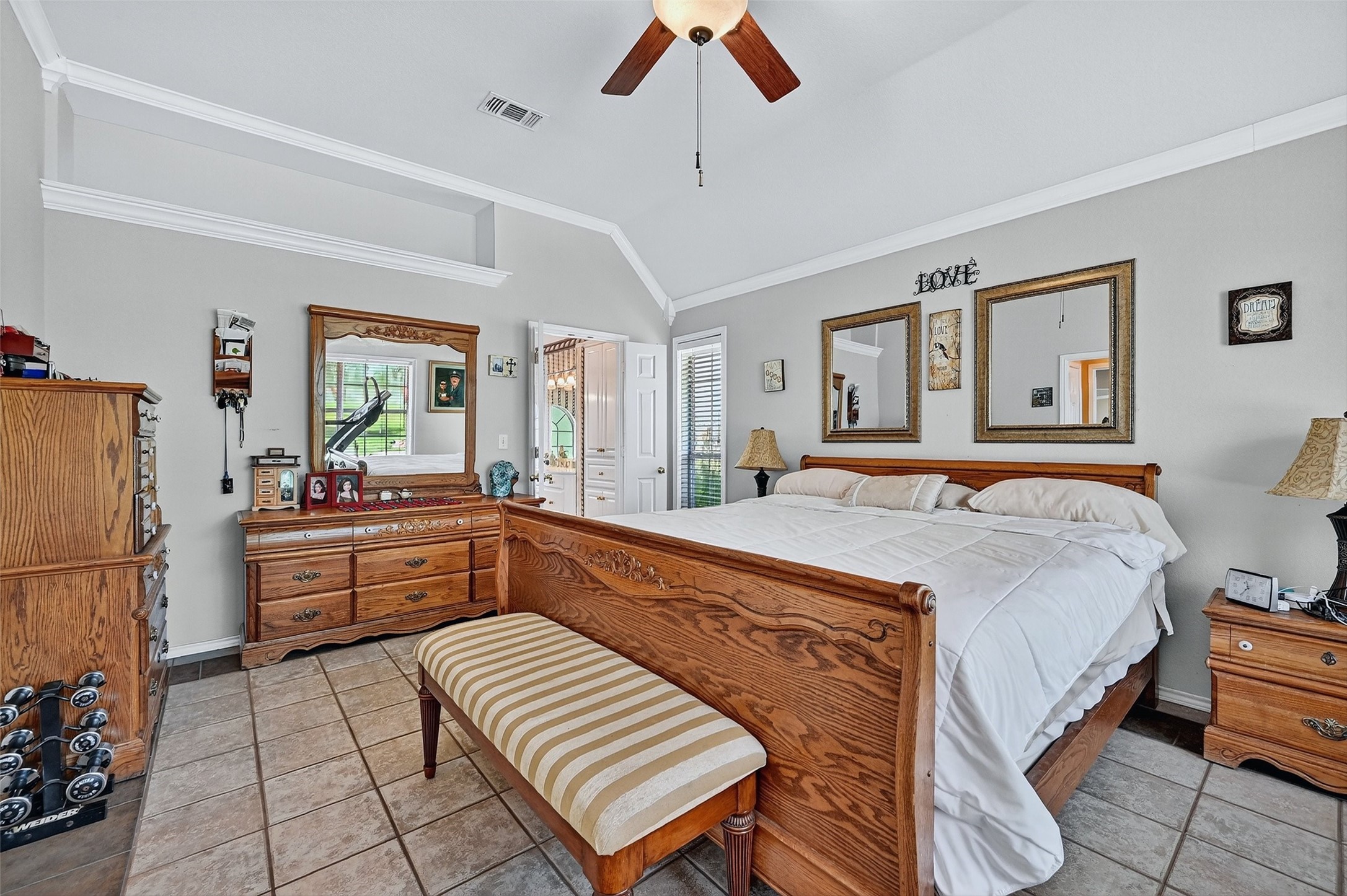 736 W Kiowa Drive Lake Kiowa TX 76240