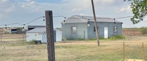 1807 Crowell Highway Quanah TX 79252
