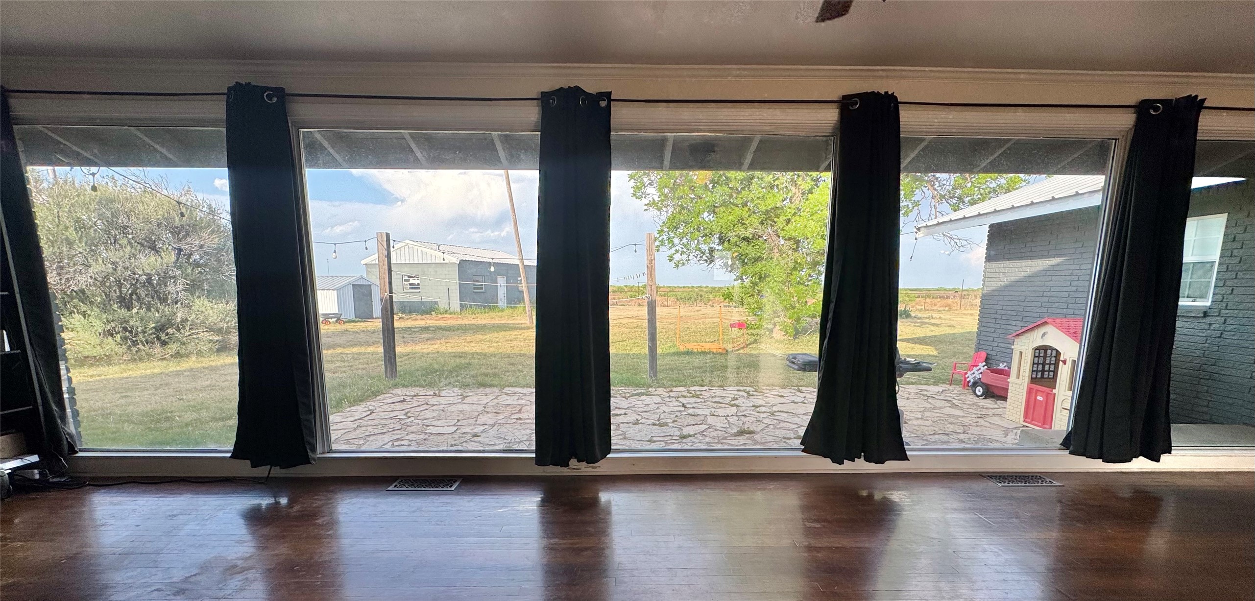 1807 Crowell Highway Quanah TX 79252