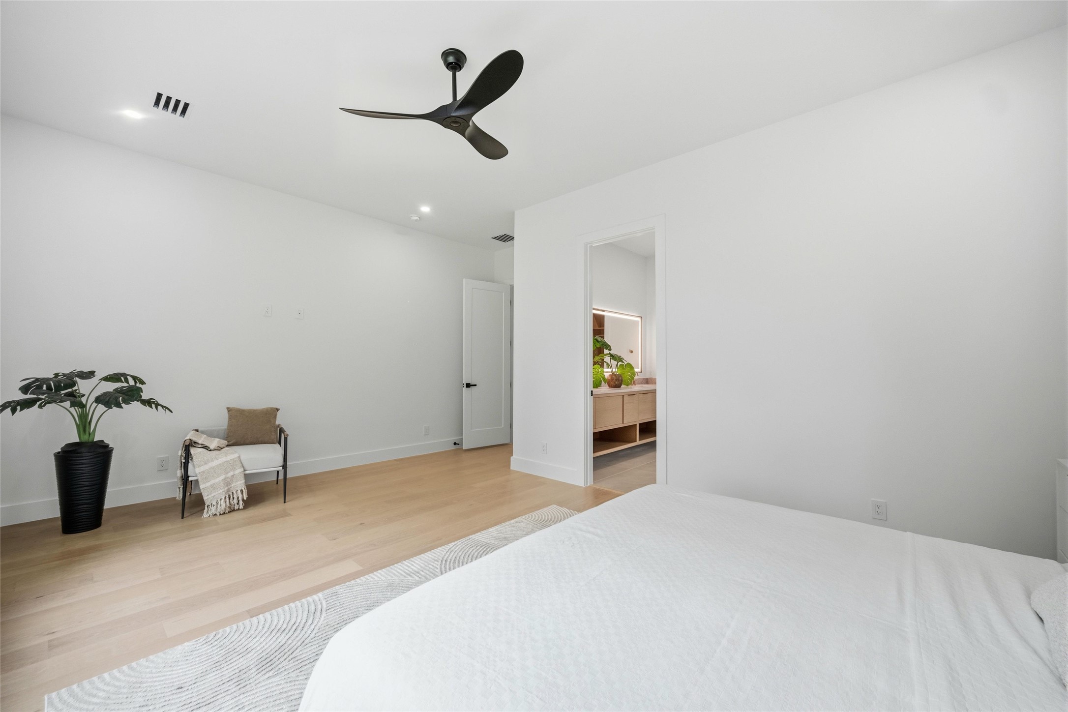 3624 Fontana Dallas TX 75220