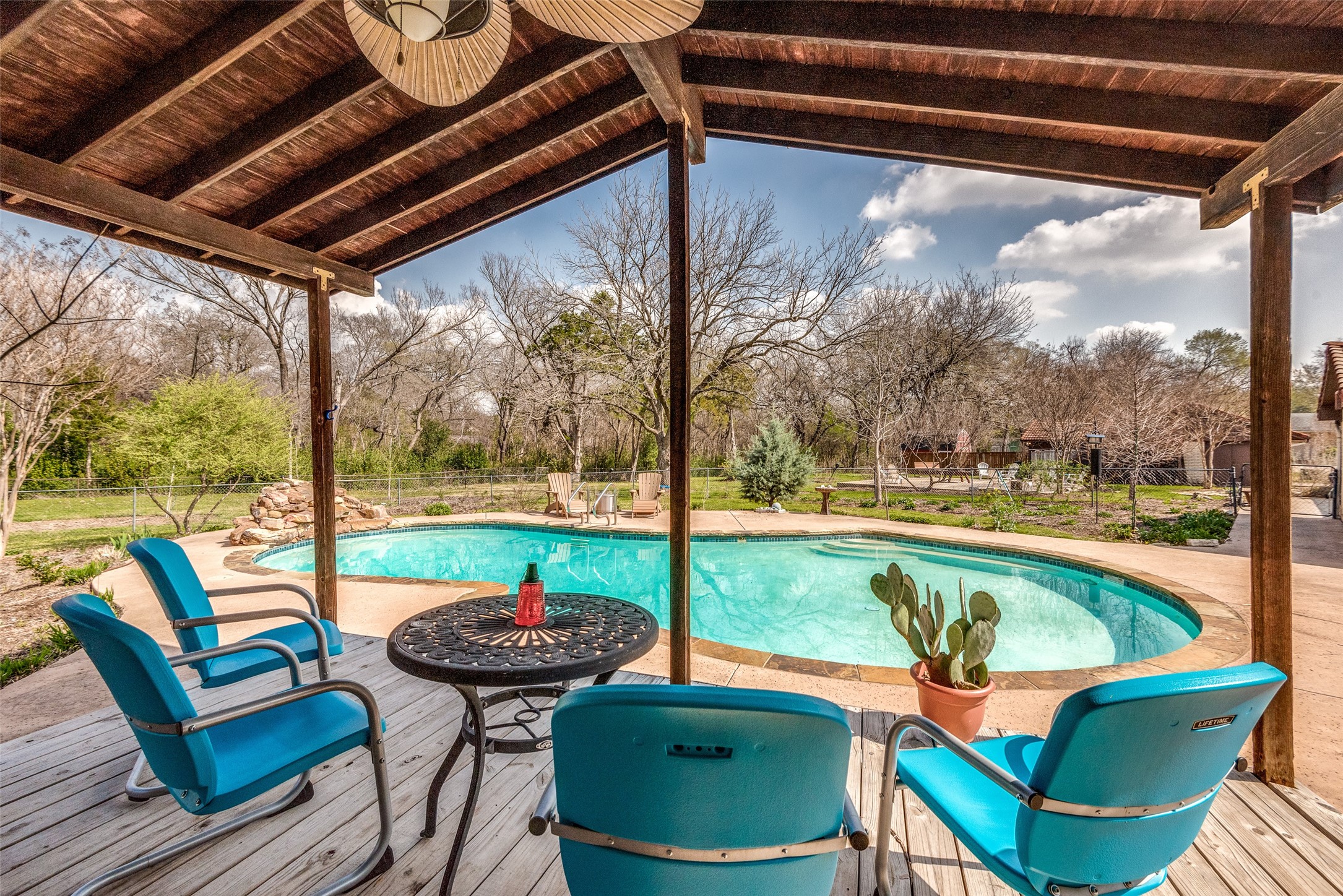 1211 Rock Springs Road Duncanville TX 75137