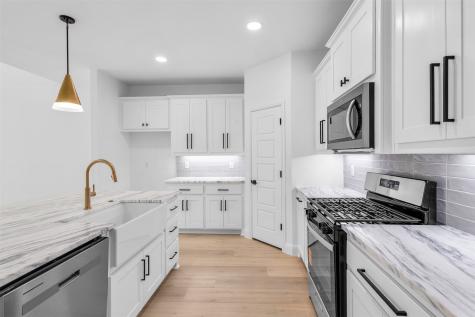 128 Cottonwood Street Fort Worth TX 76111
