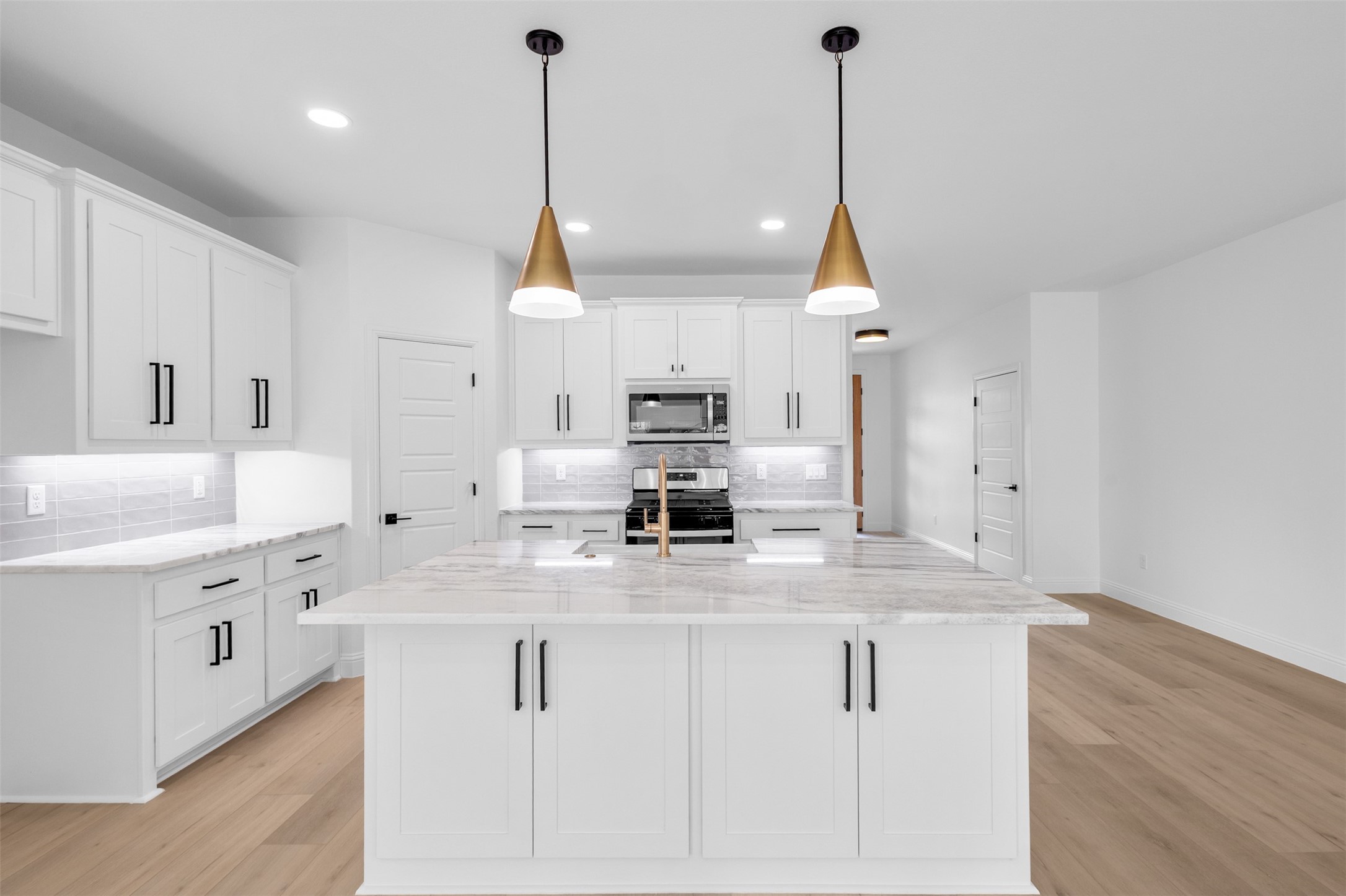 128 Cottonwood Street Fort Worth TX 76111